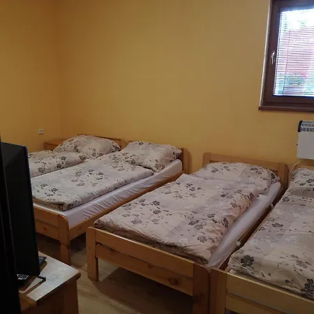 Penzión pre hostí Chata Trafo *